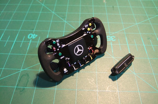 mclaren90.jpg