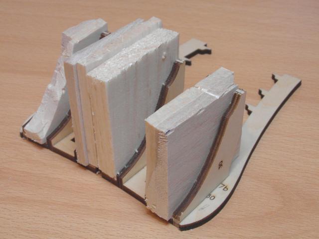 Issue 09 - 05.jpg