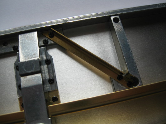 D69-6.JPG