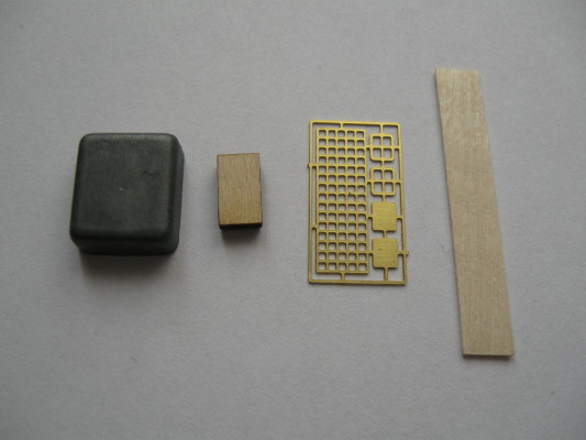 Yamato bow deck parts 1.JPG