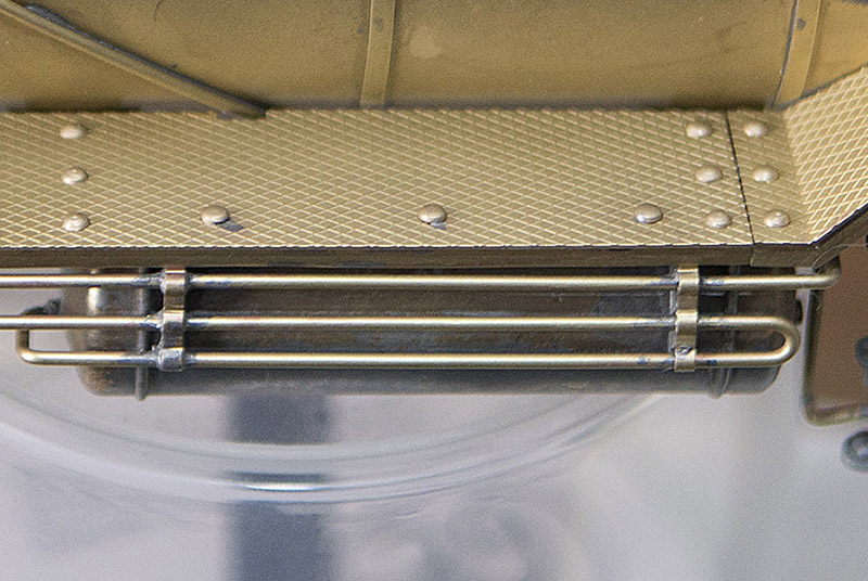 Parts 12 air reservoir plus pipework web.jpg