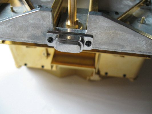 D82-4.JPG
