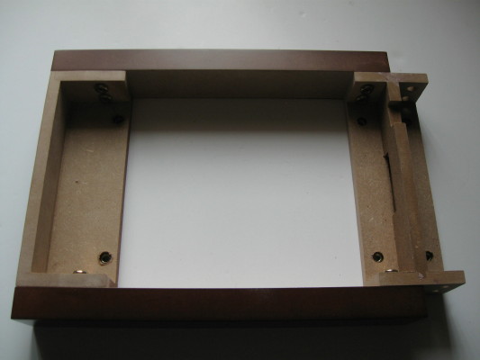 D83-5.JPG