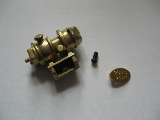 D100-19.JPG