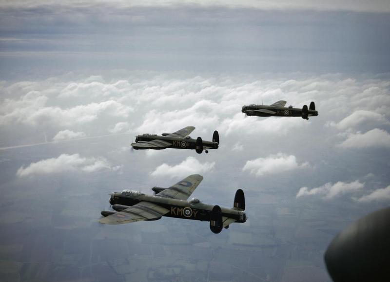 Lancaster_B_MkI_44_Sqn_RAF_in_flight_1942.jpg
