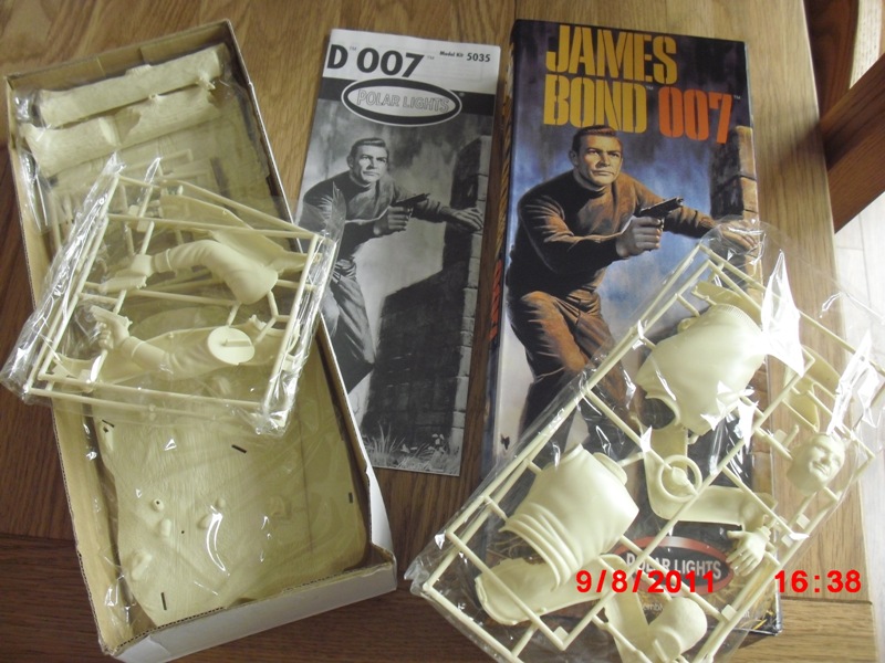 007 DB5 105.jpg