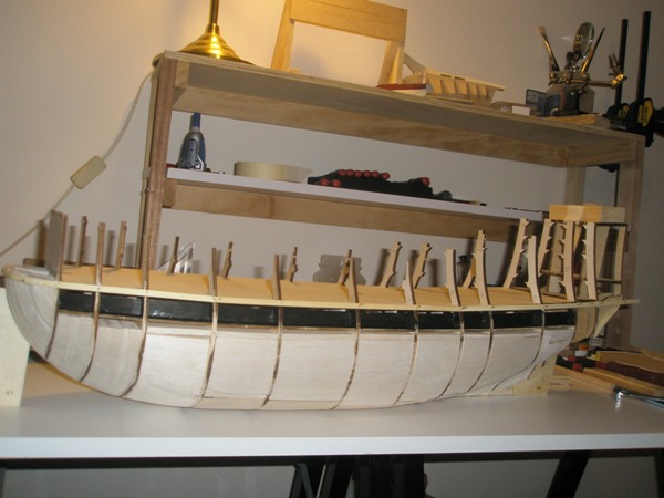 start of hull planking.2.JPG