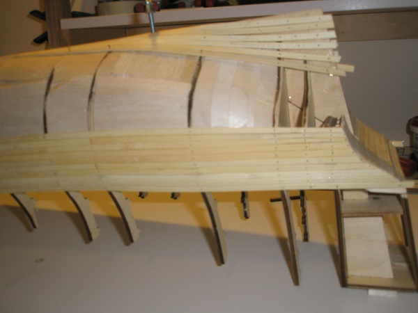 stern stbd side planking.JPG