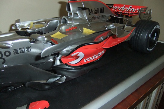 mclaren137.jpg