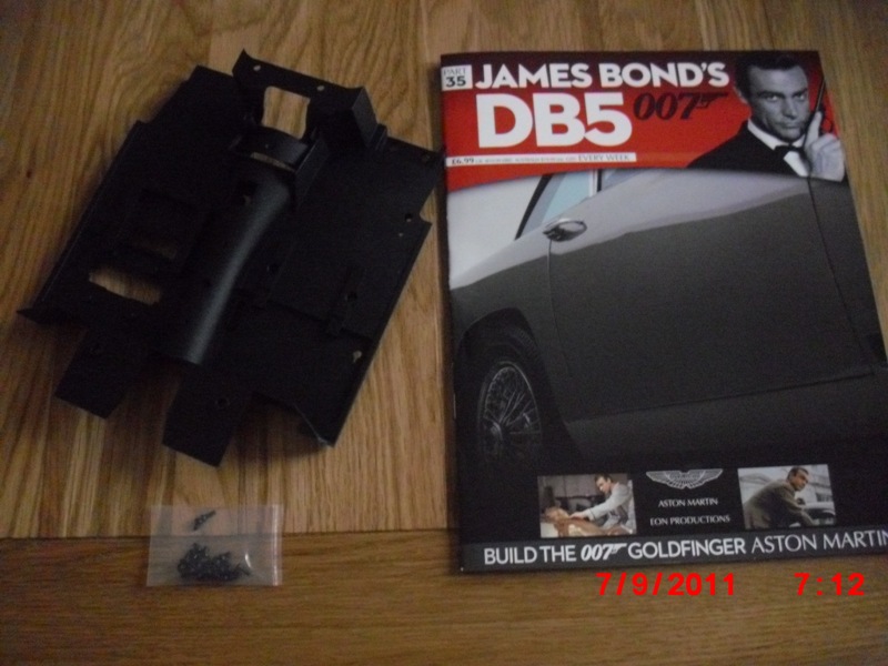 007 DB5 119.jpg
