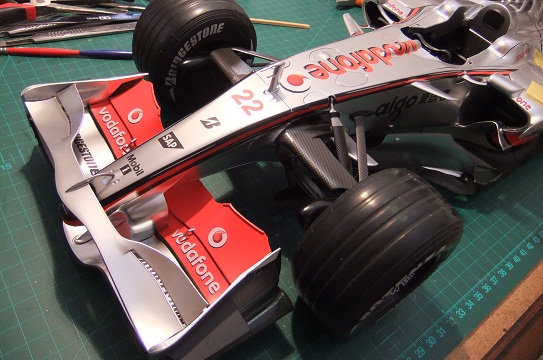 mclaren141.jpg