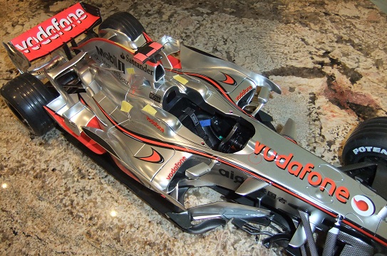 mclaren144.jpg