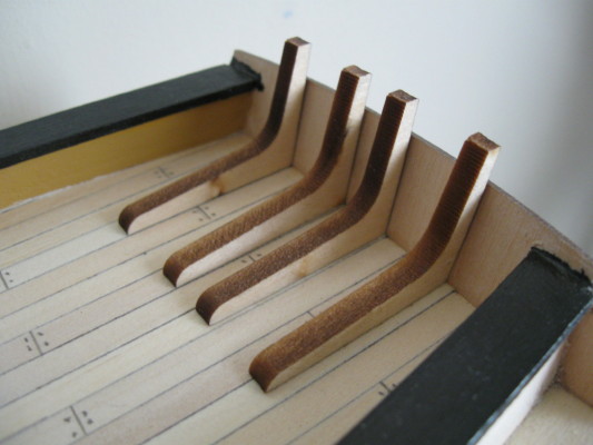 V77-12.JPG