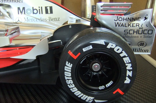 mclaren166.jpg
