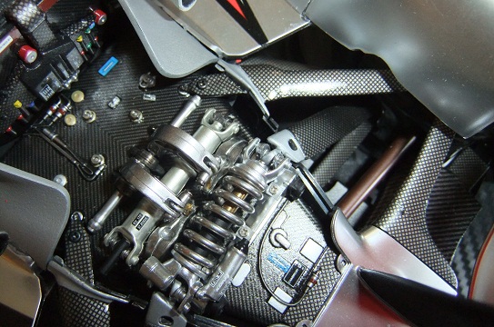 mclaren177.jpg