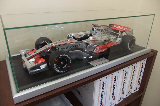 mclaren182.jpg