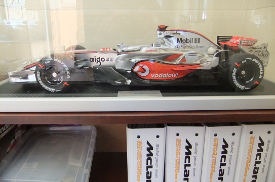 mclaren183.jpg