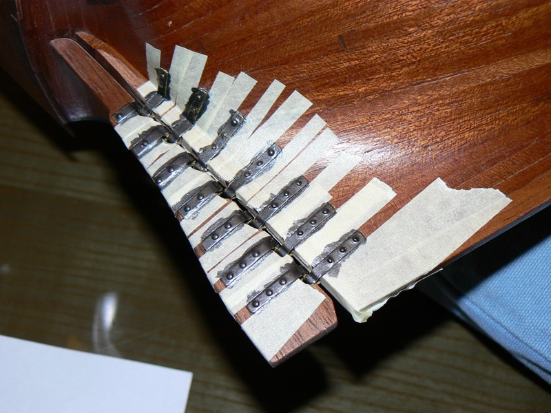 Page16pic 04.jpg