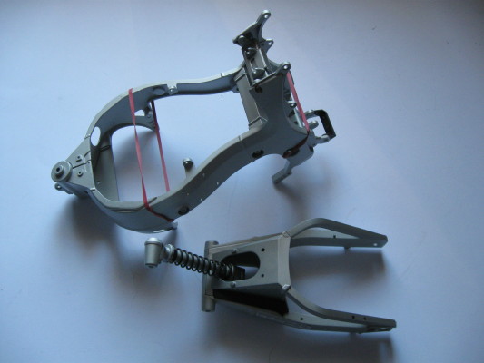 S37-10.JPG