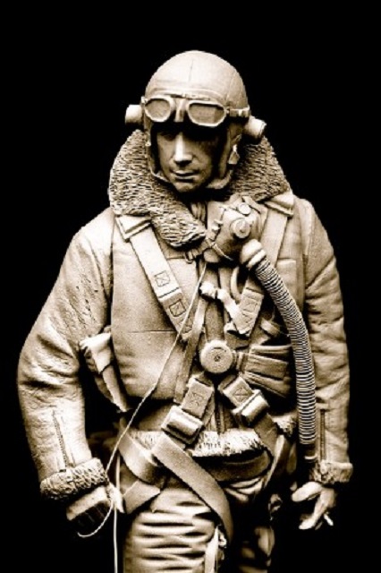 4616170448_305x458.jpg