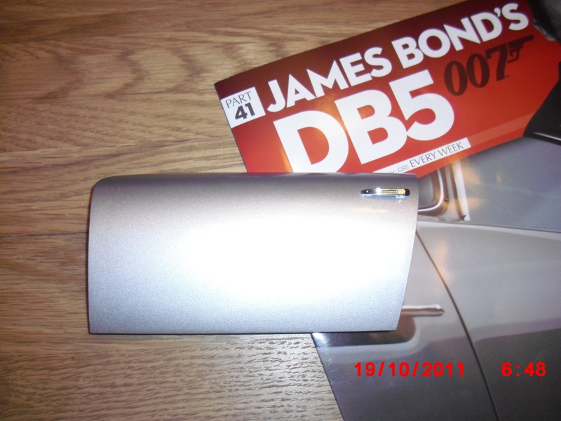 007 DB5 180.jpg