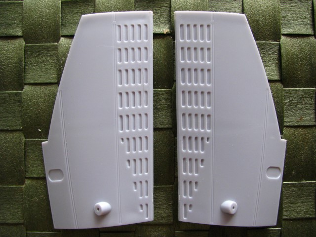 020-1small.JPG