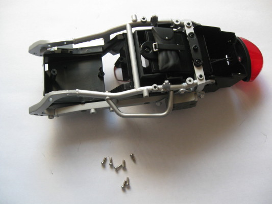 S46-12.JPG