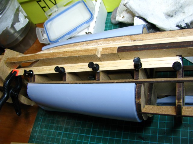 032-2small.JPG