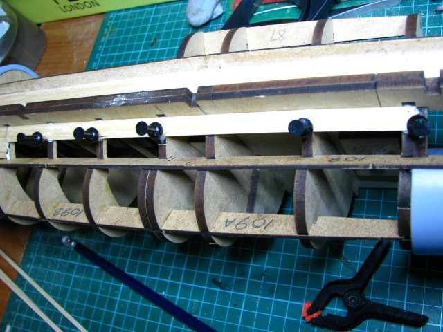 032-5small.JPG
