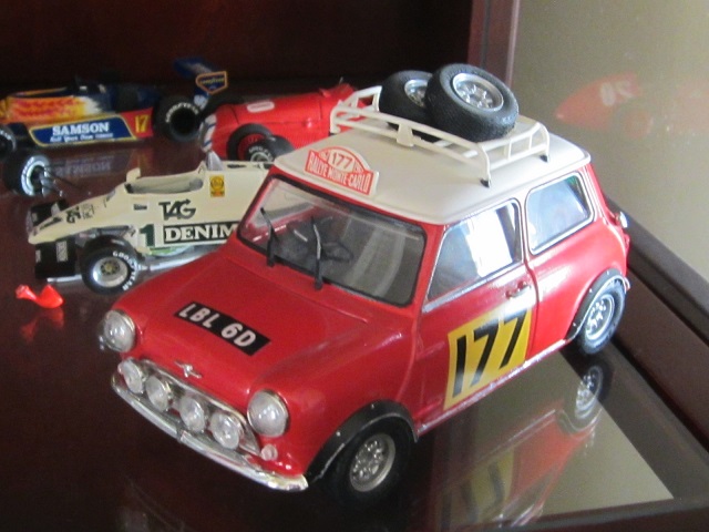 mini1.jpg