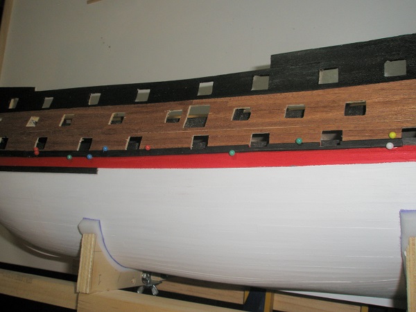 88. painted & installed gunwales port side 15-5-15.JPG
