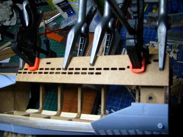 041-7small.JPG