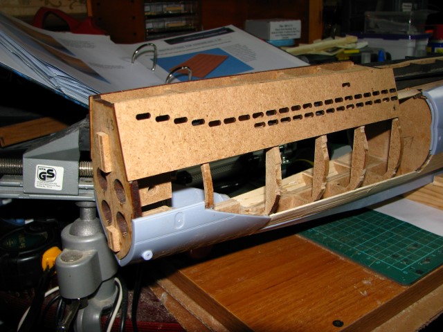 041-12small.JPG