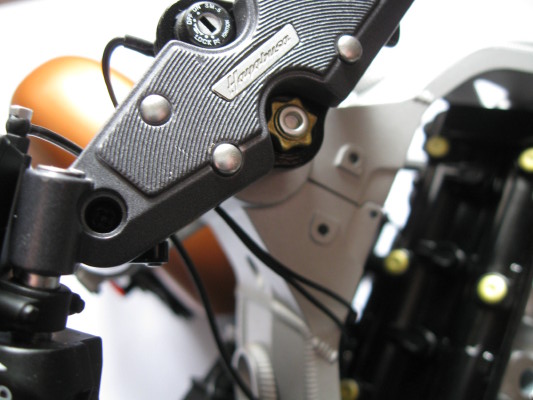 S70-8.JPG
