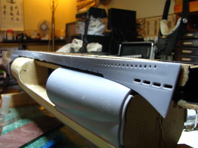 047-8small.JPG