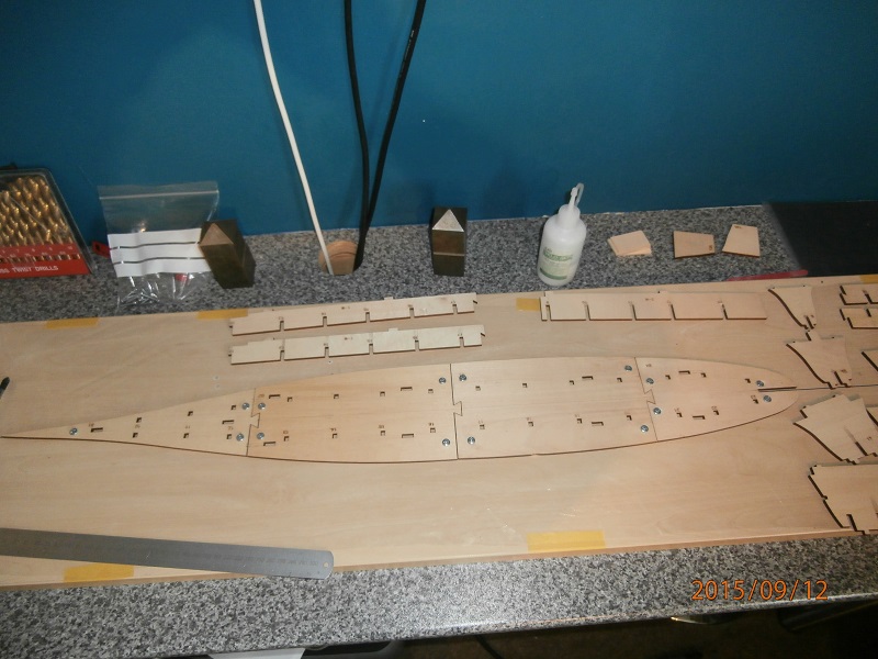 7 - bottom plates glued.jpg
