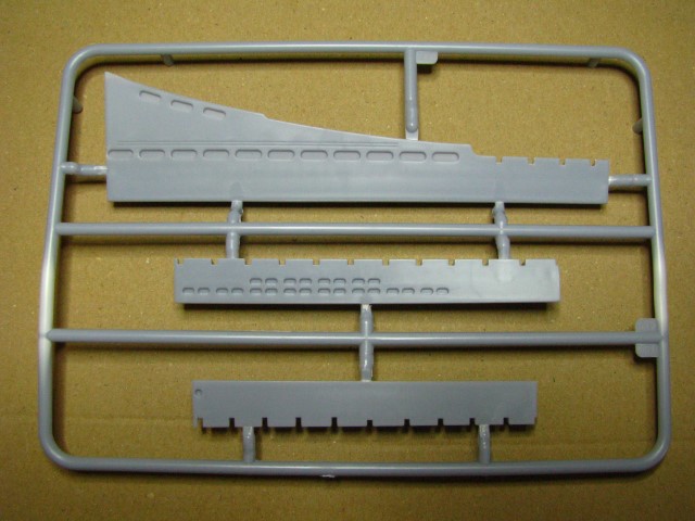 048-1small.JPG