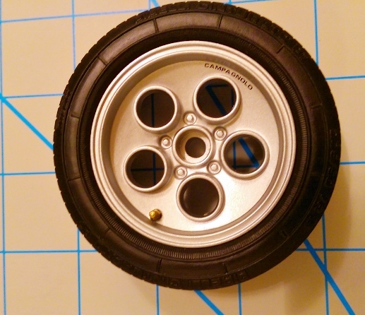 Tire (1).jpg