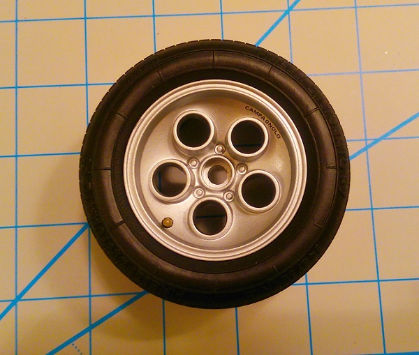 Tire (3).jpg