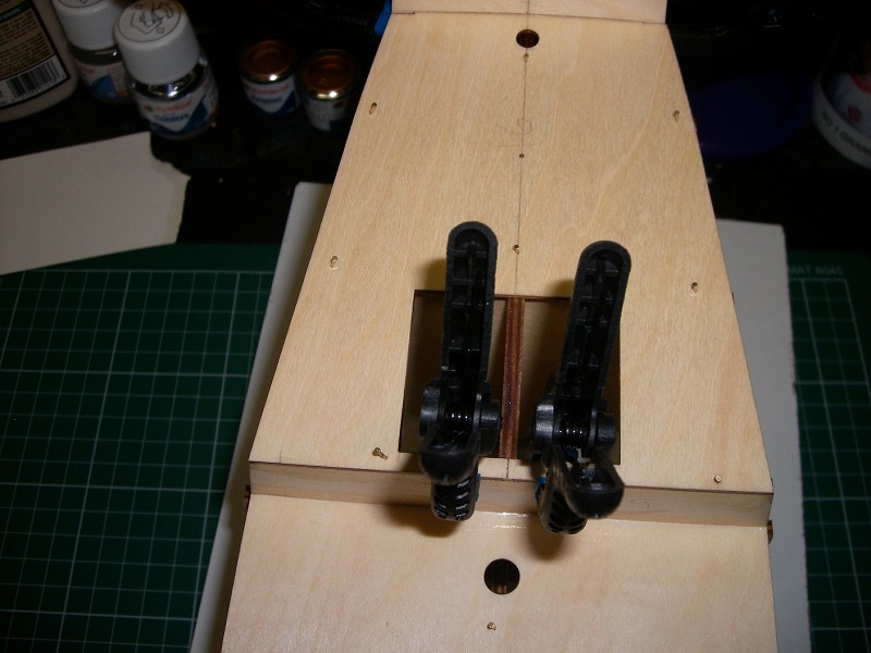 keel clamp 6 resize.jpg