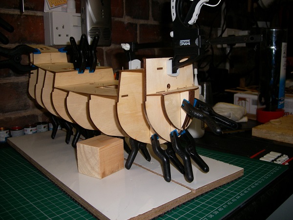 Keel clamps 2 Resize.jpg