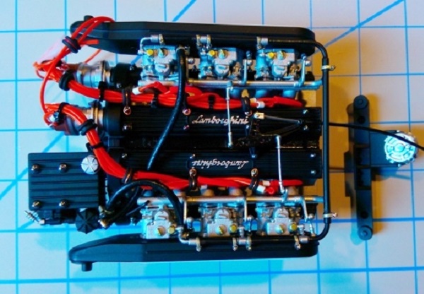 Engine (2).jpg