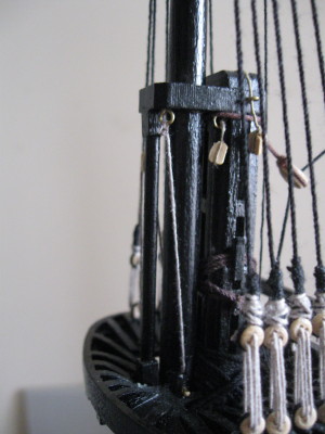 V100-4.JPG