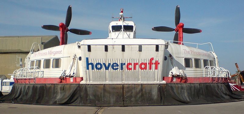 800px-SRN4_Hovercraft_The_Princess_Margaret.jpg