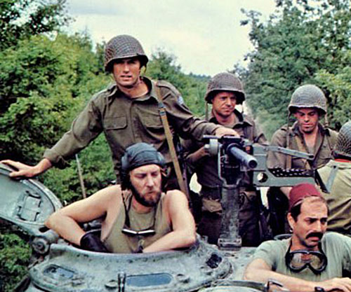 Oddball-Kellys-Heroes-Donald-Sutherland-a.jpg