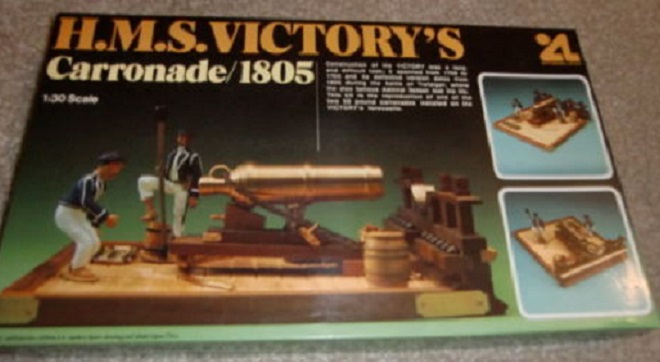 HMS Victory Carronade.jpg