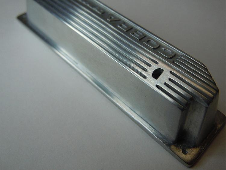 VALVE COVER-3.jpg
