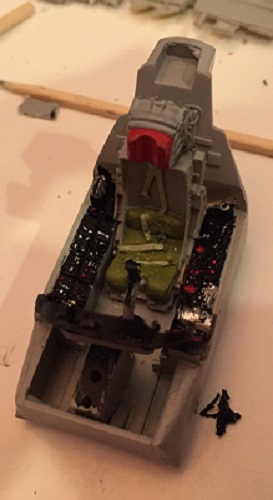 f105cockpit-4.jpg