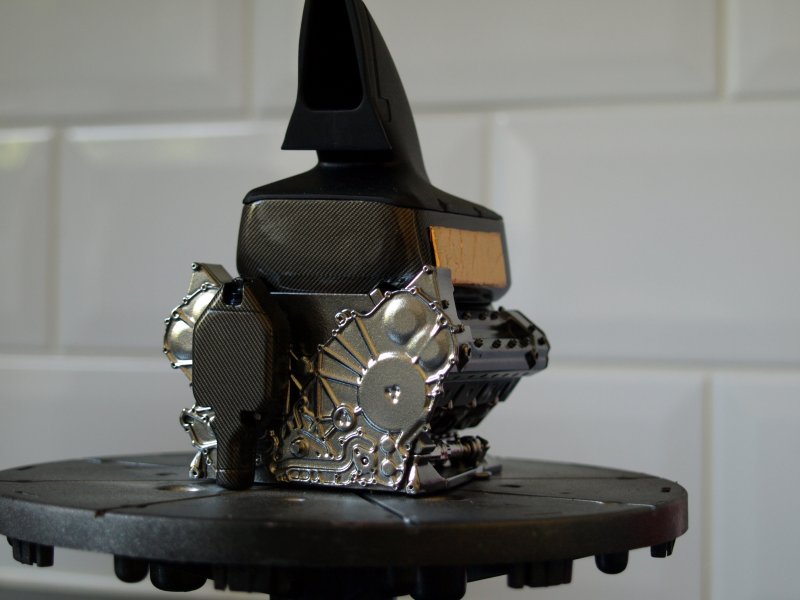engine near comp2.jpg